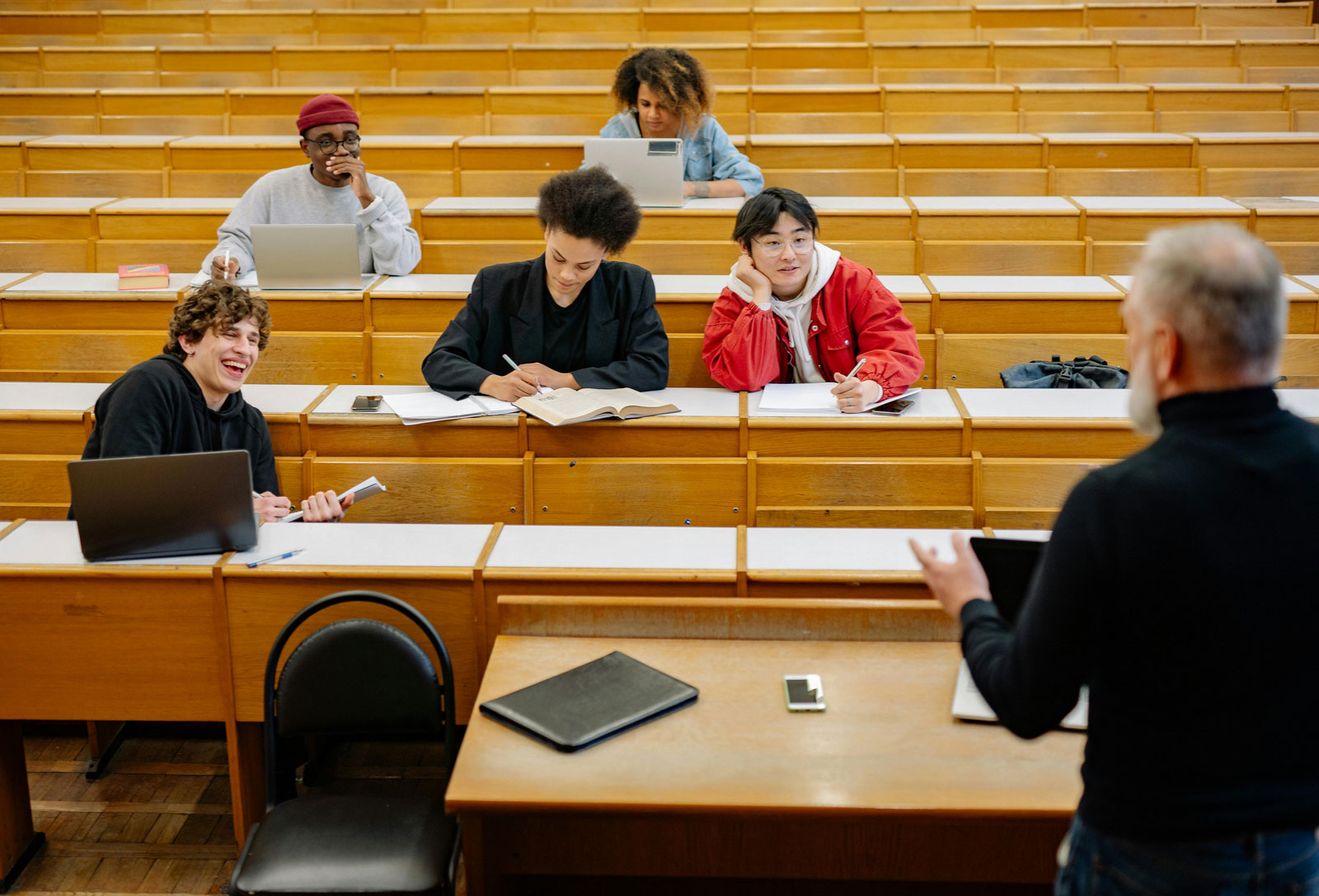 Passport to Possibility: Finding the Right Education Fit in the Tourism Sector